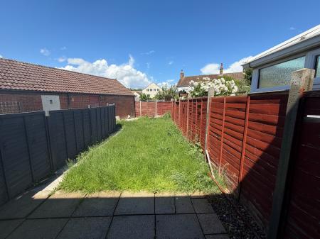 2 bedroom Terraced House for sale in Lamb Meadow, Bedfordshire, SG15