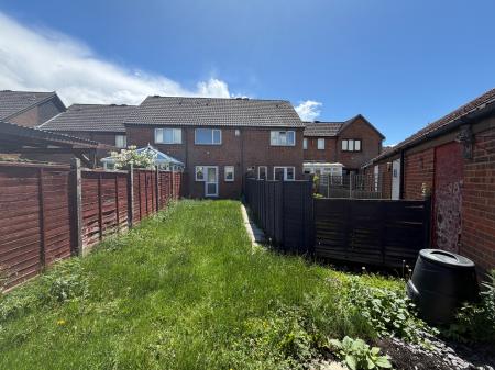 2 bedroom Terraced House for sale in Lamb Meadow, Bedfordshire, SG15