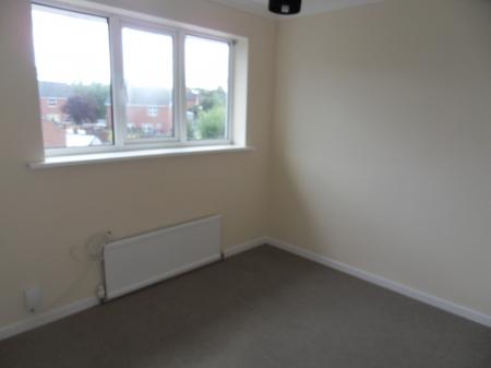 3 bedroom Semi-detached house to let in Ilford Close, Shipley View, Ilkeston, DE7