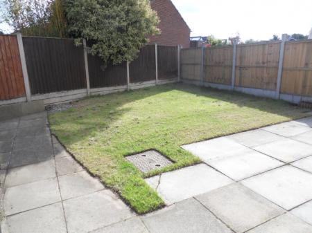 3 bedroom Semi-detached house to let in Ilford Close, Shipley View, Ilkeston, DE7