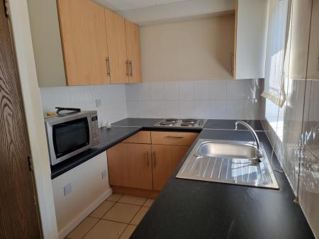 1 bedroom Studio flat to let in Mondello Drive, Alvaston, Derby, DE24