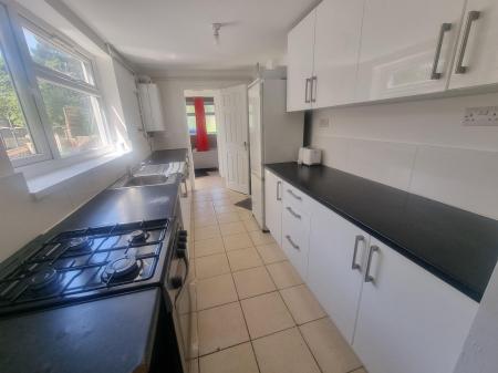 3 bedroom Terraced House to let in King Street, Burton Upon Trent, DE14