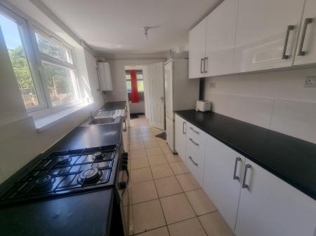 3 bedroom Terraced House to let in King Street, Burton Upon Trent, DE14