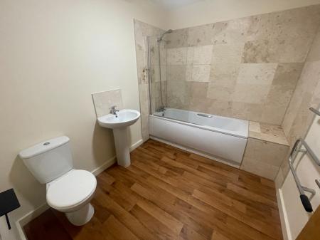1 bedroom Flat to let in Flat 31, 51 Wharncliffe Road, Ilkeston, DE7