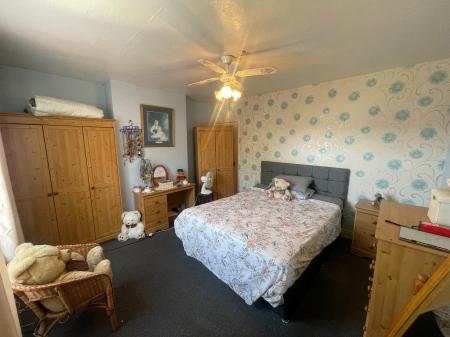 3 bedroom Terraced House for sale in Beech Street, Burton Upon Trent, DE14