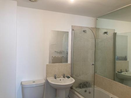 1 bedroom Flat to let in Princess Street, Burton Upon Trent, DE14