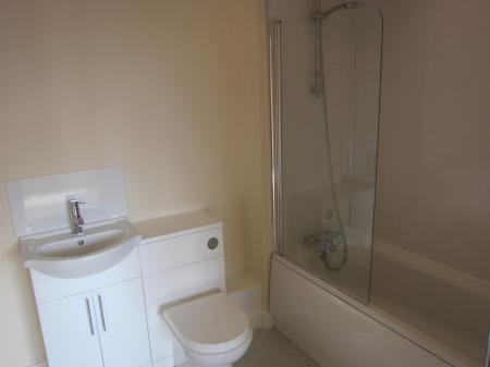 2 bedroom Flat to let in Gower Street, Derby, DE1