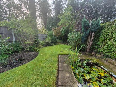 3 bedroom Semi-detached house for sale in Lockton Avenue, Heanor, DE75