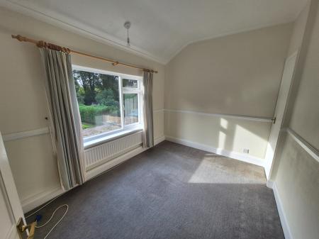 3 bedroom Semi-detached house for sale in Lockton Avenue, Heanor, DE75