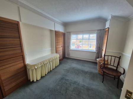 3 bedroom Semi-detached house for sale in Lockton Avenue, Heanor, DE75