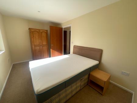 2 bedroom Flat to let in Caesar Street, Chester Green, Derby, DE1