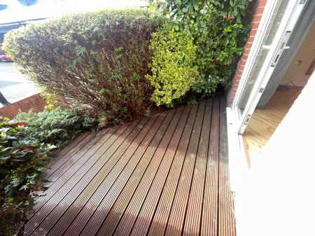 2 bedroom Flat to let in Caesar Street, Chester Green, Derby, DE1