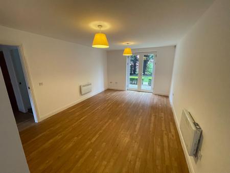 2 bedroom Flat to let in Mill Street, Derby, DE1