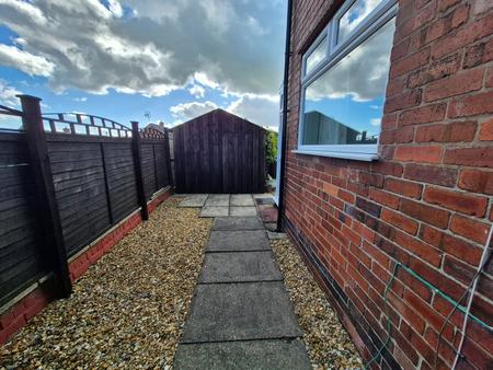 3 bedroom Semi-detached house for sale in Kirkman Road, Loscoe, DE75