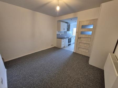 2 bedroom Terraced House for sale in Nelson Street, Heanor, DE75