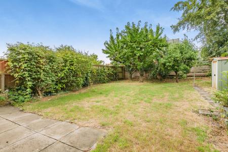 4 bedroom Semi-detached house for sale in Elm Tree Gardens, Devizes, SN10