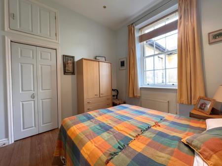 2 bedroom Terraced House for sale in Thomas Wyatt Road, Devizes, SN10