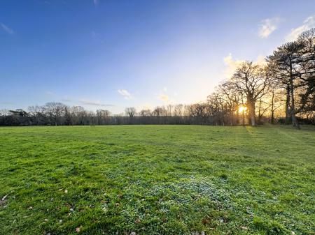 2 bedroom Terraced House for sale in Thomas Wyatt Road, Devizes, SN10