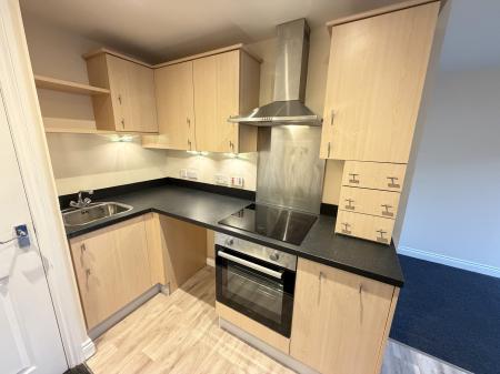 1 bedroom Flat to let in Snuff Street, Devizes, SN10