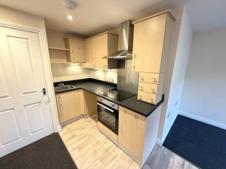 1 bedroom Flat to let in Snuff Street, Devizes, SN10