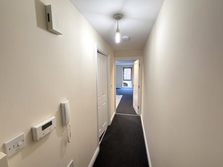 1 bedroom Flat to let in Snuff Street, Devizes, SN10