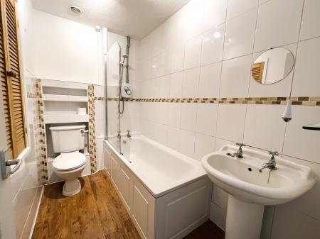 2 bedroom Terraced House to let in Blenheim Park, Bowerhill, Melksham, SN12