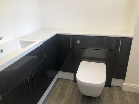 4 bedroom Detached house to let in Stockwell Road, Devizes, SN10