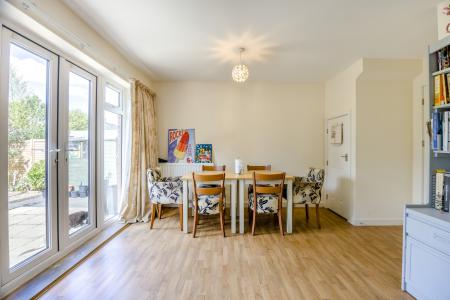 4 bedroom Link detached house for sale in Dowse Road, Devizes, SN10
