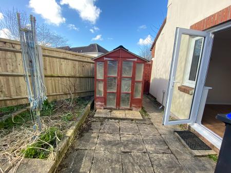 1 bedroom Terraced House to let in Phillip Close, Devizes, SN10