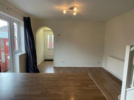 1 bedroom Terraced House to let in Phillip Close, Devizes, SN10