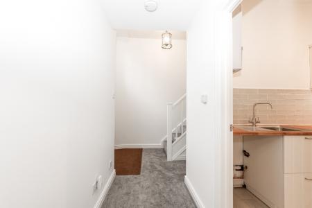 2 bedroom Terraced House to let in Thomas Wyatt Road, Devizes, SN10