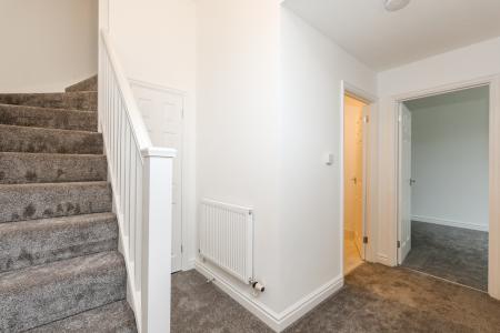 2 bedroom Terraced House to let in Thomas Wyatt Road, Devizes, SN10