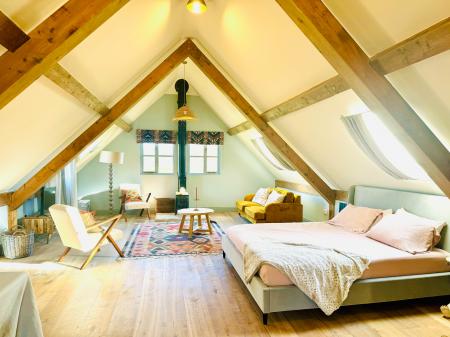 1 bedroom Barn Conversion to let in Fiddington Farm, Easterton Sands, Devizes, SN10