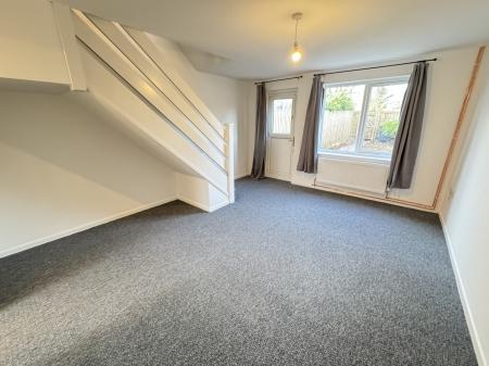 2 bedroom Terraced House to let in Weavers Crofts, Melksham, SN12