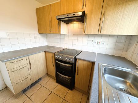 2 bedroom Terraced House to let in Weavers Crofts, Melksham, SN12