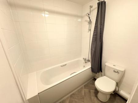 2 bedroom Terraced House to let in Weavers Crofts, Melksham, SN12
