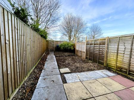 2 bedroom Terraced House to let in Weavers Crofts, Melksham, SN12