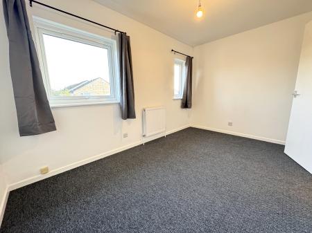 2 bedroom Terraced House to let in Weavers Crofts, Melksham, SN12