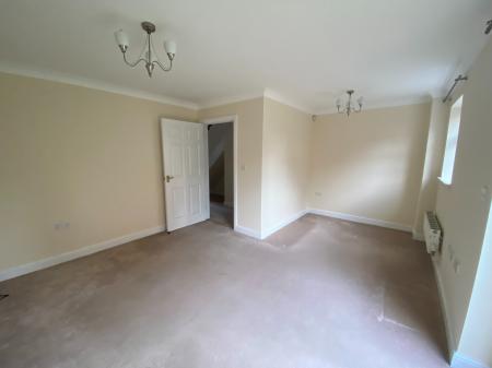3 bedroom Terraced House to let in Festival Close, Devizes, SN10