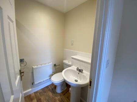 3 bedroom Terraced House to let in Festival Close, Devizes, SN10