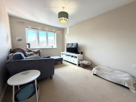 2 bedroom Flat for sale in Combe Walk, Devizes, SN10