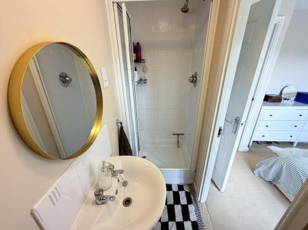 2 bedroom Flat for sale in Combe Walk, Devizes, SN10