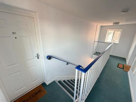 2 bedroom Flat for sale in Combe Walk, Devizes, SN10