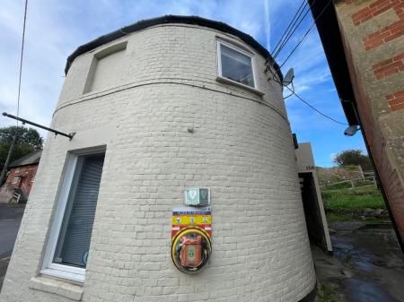 1 bedroom Flat to let in High Street, Potterne, Devizes, SN10
