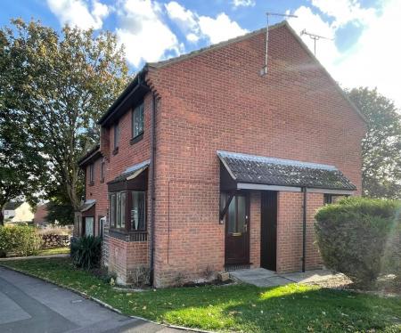 1 bedroom End of terrace house to let in Oamaru Way, Devizes, SN10