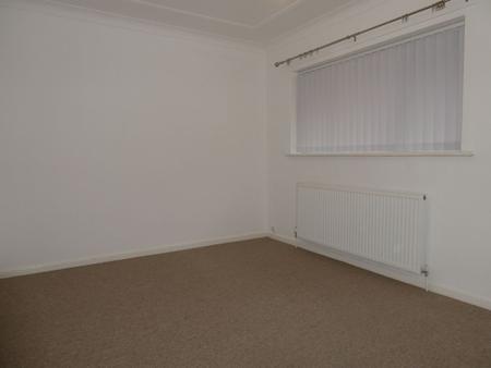 3 bedroom Semi-detached house to let in Huntingdon Road, Intake, Doncaster, DN2