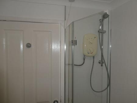 3 bedroom Semi-detached house to let in Huntingdon Road, Intake, Doncaster, DN2