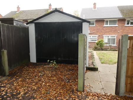 3 bedroom Semi-detached house to let in Huntingdon Road, Intake, Doncaster, DN2