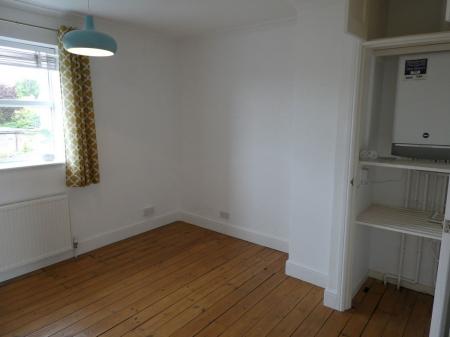 3 bedroom Semi-detached house to let in Vinehall Road, Haxey, DN9