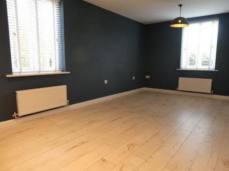 3 bedroom Detached house to let in Derwent Drive, Lakeside, Doncaster, DN4